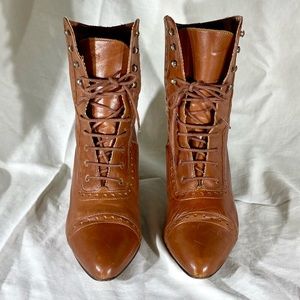 Sudini Italy leather laced prairie boots brown size 6.5